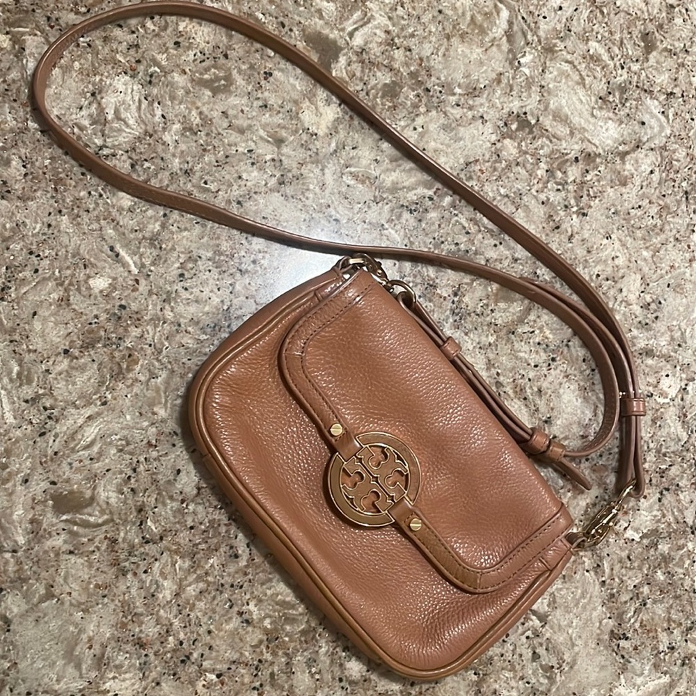 Tan Tory Burch Amanda Crossbody Bag